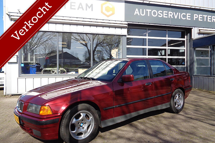 BMW 3 Serie 318i Executive