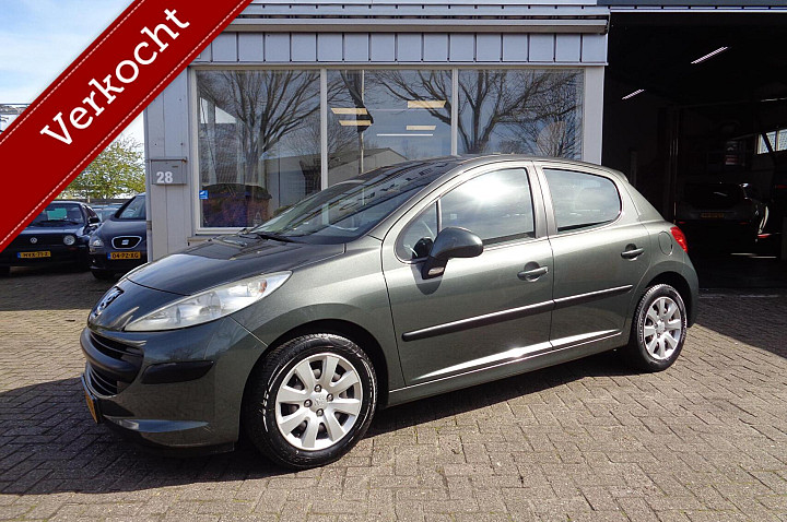 Peugeot 207 1.4-16V X-line